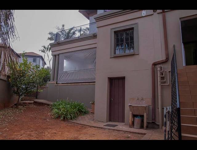 3 BEDROOM TOWNHOUSE FOR SALE IN FAERIE GLEN